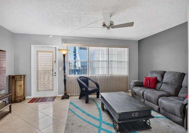 2nd image of 3090 Wolverton E, Boca Raton, FL 33434 | MLS# B26044462