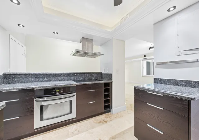 5th image of 3233 Ne 34Th St #1712, Fort Lauderdale, FL 33308 | MLS# B26044469