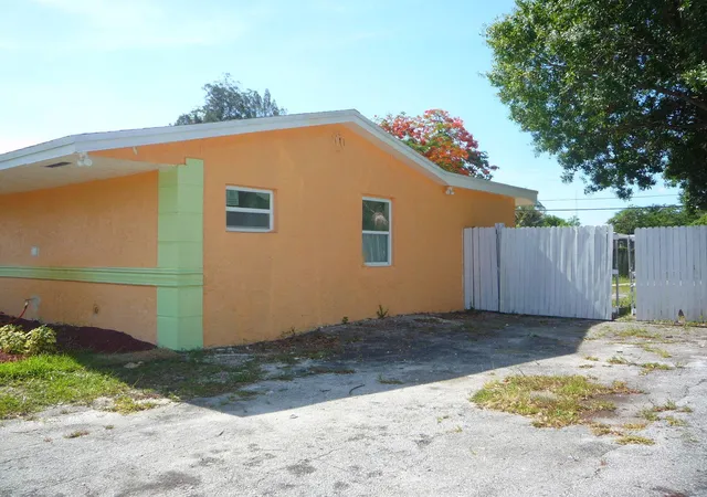 4th image of 2162 Nw 28Th St, Oakland Park, FL 33311 | MLS# B26044495
