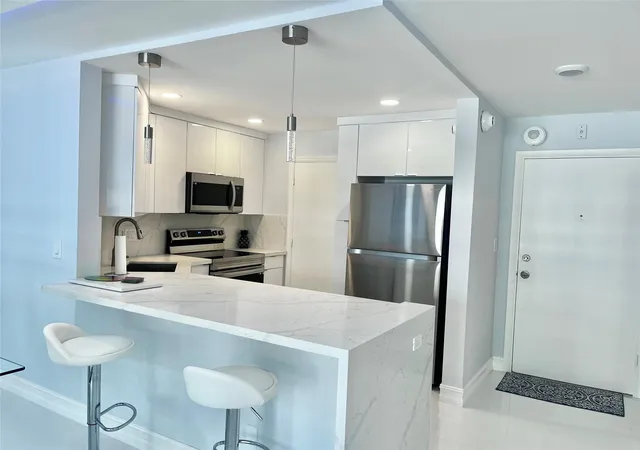5th image of 133 N Pompano Beach Blvd #105, Pompano Beach, FL 33062 | MLS# B26044527