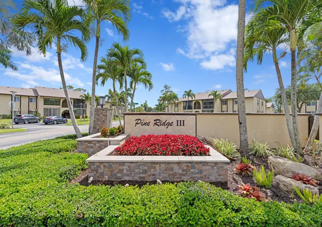 30th image of 336 Pine Ridge Cir #B-1, Greenacres, FL 33463 | MLS# B26044530