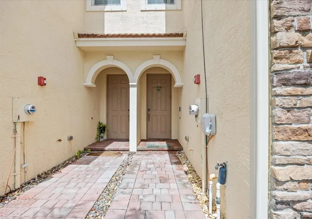 3rd image of 9500 Sw Otter Ln, Stuart, FL 34997 | MLS# B26044557