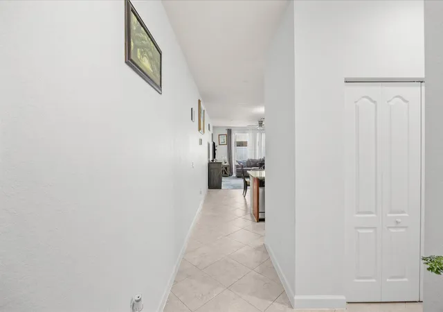 4th image of 9500 Sw Otter Ln, Stuart, FL 34997 | MLS# B26044557