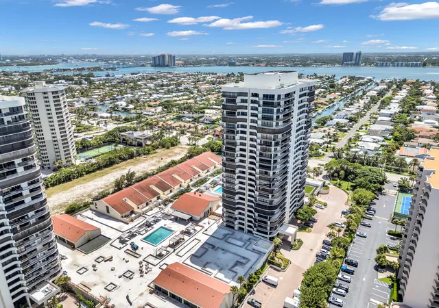 Homes for sale in Riviera Beach, FL | 4100 N Ocean Dr, Riviera Beach, FL 33404