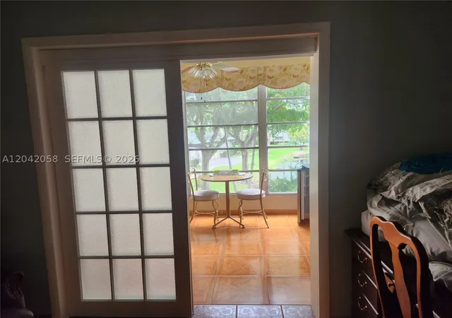 Listing Photo 5 - Condo for sale in building located at 5001 Nw 34Th St, Lauderdale Lakes, FL 33319 - Unit #205