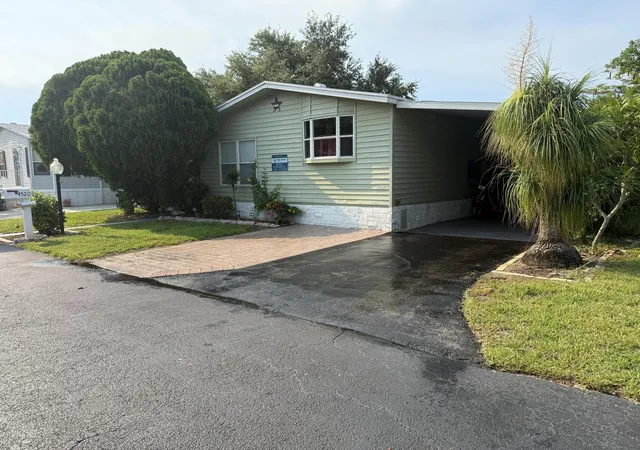 3rd image of 4520 Nw 68Th Pl, Coconut Creek, FL 33073 | MLS# B26044599