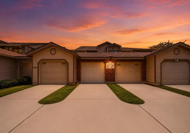 Homes for sale in ,, FL | 600 Crosswinds #E1, ,, FL 33413 | MLS# B26044621