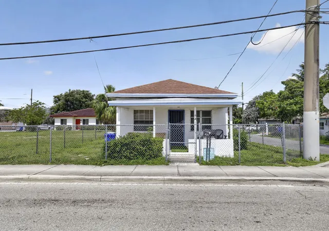 28th image of 621 Nw 3rd Ave, Pompano Beach, FL 33060 | MLS# B26044656