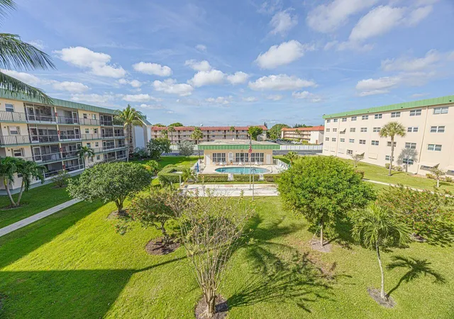 Homes for sale in Deerfield Beach, FL | 808 Se 7th St #305, Deerfield Beach, FL 33441 | MLS# B26044688