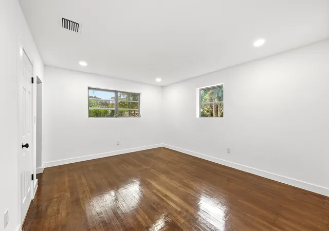 1st image of 4796 Sw 11th Ct, Plantation, FL 33317 | MLS# B26044699