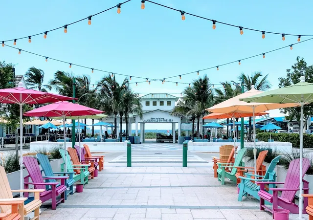 2nd image of 4140 N Ocean Dr, Lauderdale By The Sea, FL 33308