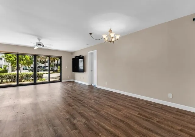 4th image of 4140 N Ocean Dr, Lauderdale-by-the-Sea, FL 33308