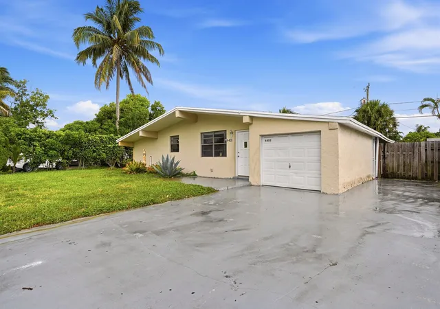 Homes for sale in Lauderdale Lakes, FL | 4401 Nw 33rd St, Lauderdale Lakes, FL 33319 | MLS# B26044760