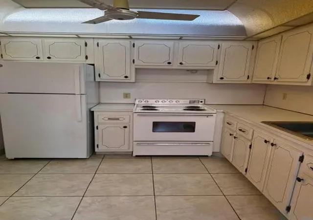 Homes for sale in Delray Beach, FL | 394 Brittany Dr, Delray Beach, FL 33446