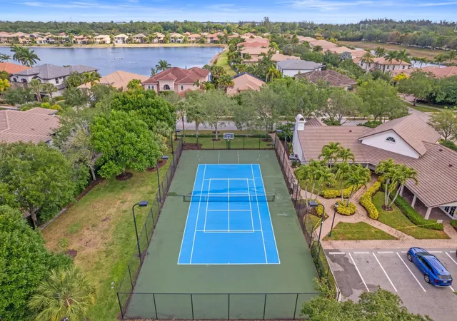 Homes for sale in Royal Palm Beach, FL | 731 Edgebrook Ln, Royal Palm Beach, FL 33411 | MLS# B26044818