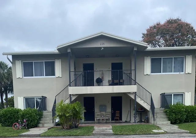 Homes for sale in Boca Raton, FL | 225 Sw 7th St #101, Boca Raton, FL 33432 | MLS# B26044865