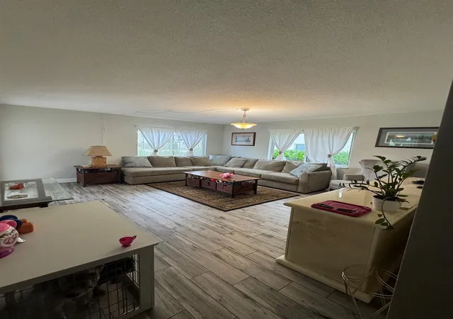 Homes for sale in Boca Raton, FL | 225 Sw 7Th St, Boca Raton, FL 33432