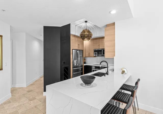 5th image of 701 S Olive Ave #1204, West Palm Beach, FL 33401 | MLS# B26044876