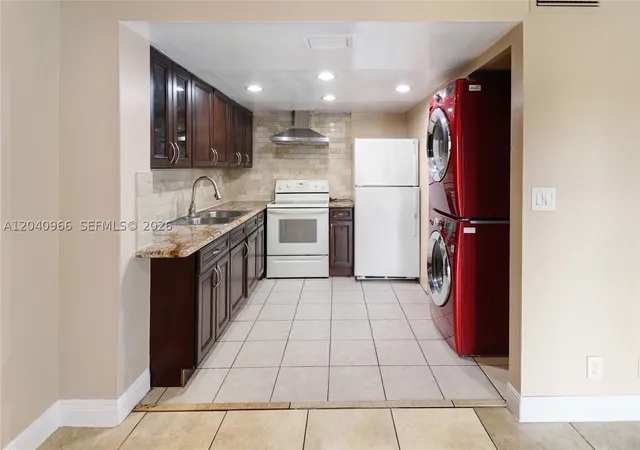 2nd image of 6336 Boulevard Of Champions #5, Pompano Beach, FL 33068 | MLS# A12040966