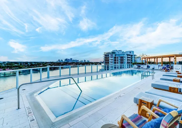 2nd image of 401 N Birch Rd #703, Fort Lauderdale, FL 33304 | MLS# B26044977