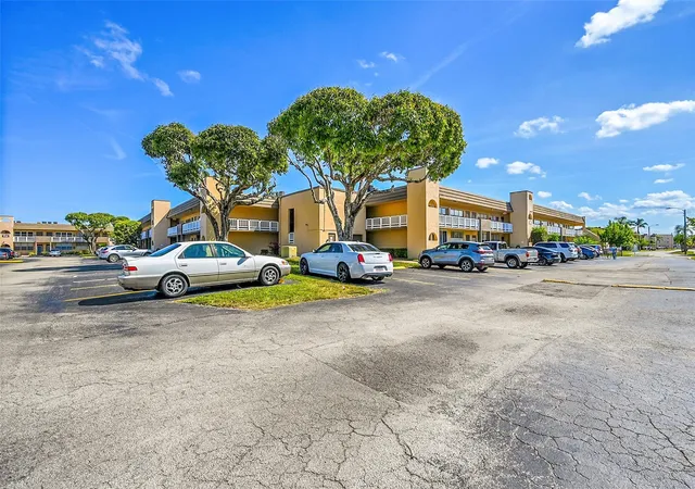 3rd image of 9101 Sunrise Lakes Blvd #206, Sunrise, FL 33322 | MLS# B26044997