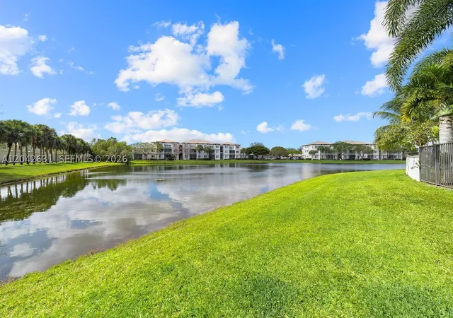 4th image of 6734 Hannah Cove, West Palm Beach, FL 33411 | MLS# A12042631