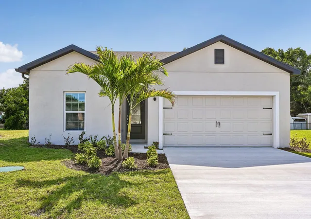 2nd image of 5200 Hickory Dr, Fort Pierce, FL 34982 | MLS# B26045021