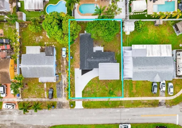 Homes for sale in Hollywood, FL | 6572 Pierce St, Hollywood, FL 33024 | MLS# B26045020
