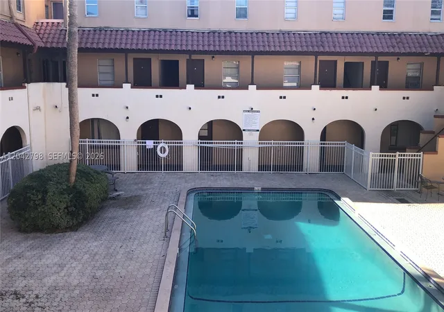 Homes for sale in Gainesville, FL | 914 Sw 8th Avenue #57, Gainesville, FL 32601 | MLS# A12042798
