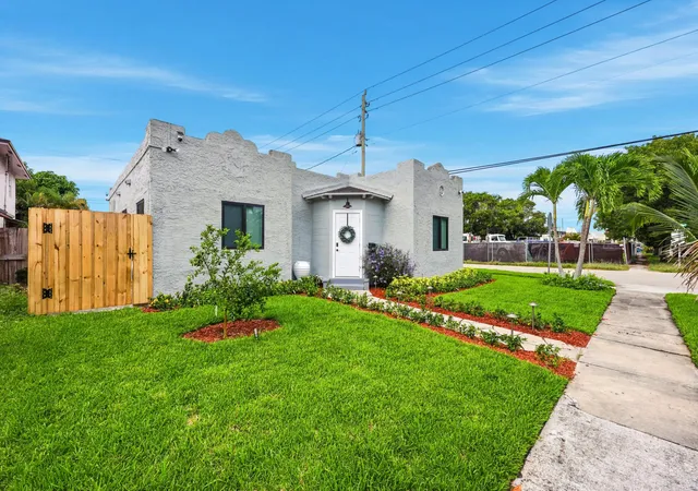 1st image of 424 Putnam Rd, West Palm Beach, FL 33405 | MLS# B26045034