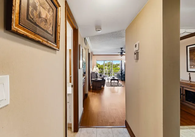 Homes for sale in Boca Raton, FL | 9273 Sw 8Th St, Boca Raton, FL 33428