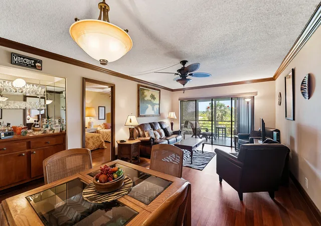 Homes for sale in Boca Raton, FL | 9273 Sw 8Th St, Boca Raton, FL 33428