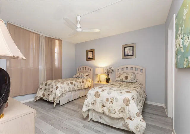 Homes for sale in Pompano Beach, FL | 2731 Ne 14th St Causeway, Pompano Beach, FL 33062 | Houzeo