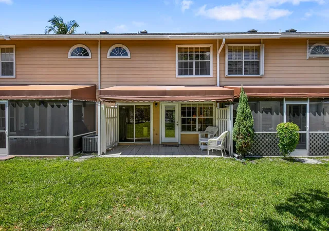 Homes for sale in Boca Raton, FL | 5266 Sapphire Vly, Boca Raton, FL 33486 | MLS# B26045072