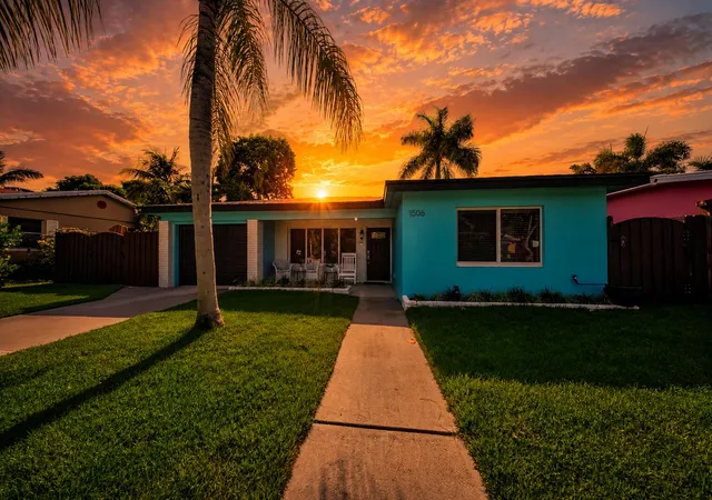 1st image of 1506 N L St, ,, FL 33460 | MLS# B26045074