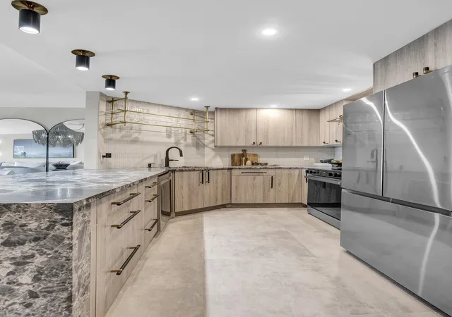 2nd image of 340 Sunset Dr #505, Fort Lauderdale, FL 33301 | MLS# B26045174