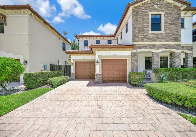 3rd image of 9860 Nw 86Th Ter, Doral, FL 33178 | MLS# B26045184