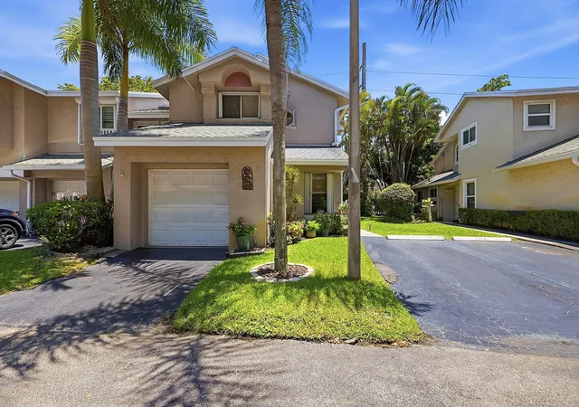 1st image of 2118 Discovery Cir W, Deerfield Beach, FL 33442 | MLS# B26045206