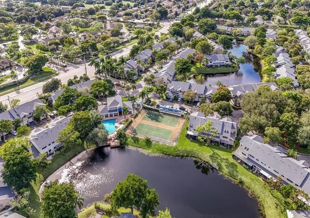 50th image of 2118 Discovery Cir W, Deerfield Beach, FL 33442 | MLS# B26045206