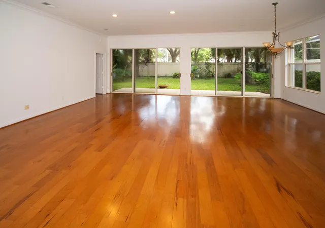 Homes for sale in Palm Beach Gardens, FL | 191 E Tall Oaks Cir, Palm Beach Gardens, FL 33410 | MLS# B26045207