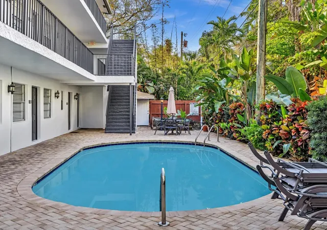 image of 215 Ne 16th Ave #203, Fort Lauderdale, FL 33301 | MLS# B26045216