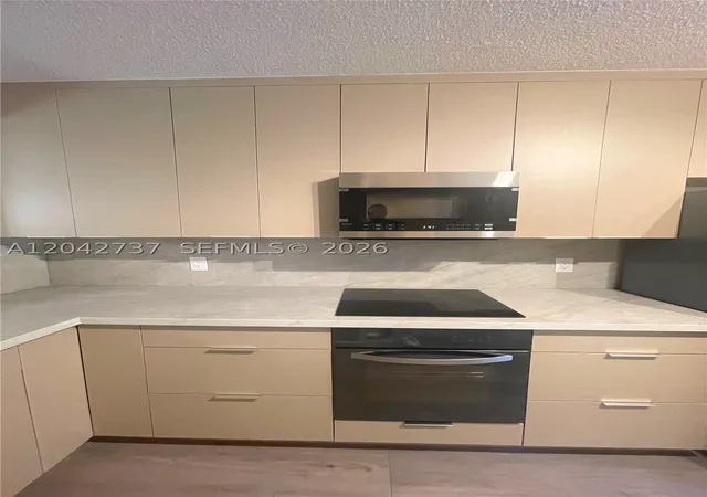 3rd image of 2151 Nw 77Th Way #102, Pembroke Pines, FL 33024 | MLS# A12042737