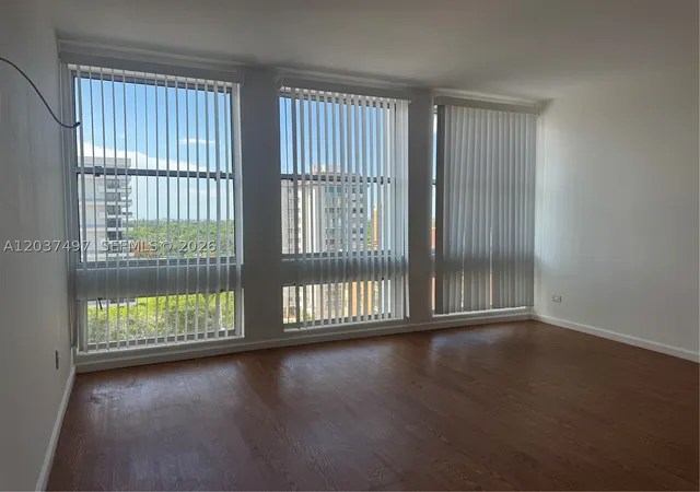 1st image of 700 Biltmore Way #916, Coral Gables, FL 33134 | MLS# A12037497