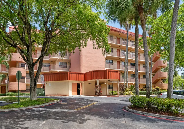 Homes for sale in Plantation, FL | 7401 Nw 16Th St #102, Plantation, FL 33313 | MLS# B26045334
