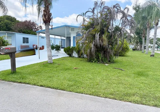 Homes for sale in Port St Lucie, FL | 52 Camino Del Rio, Port St Lucie, FL 34952 | MLS# B26045339