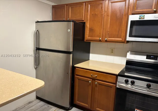 Homes for sale in Miramar, FL | 3400 Foxcroft Rd #215, Miramar, FL 33025 | MLS# A12043232