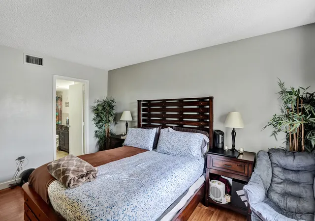 4th image of 5570 Nw 44Th St #305a, Lauderhill, FL 33319 | MLS# B26045400