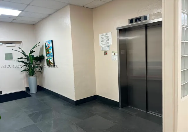 29th image of 3801 S Ocean Dr #11M, Hollywood, FL 33019 | MLS# A12043344