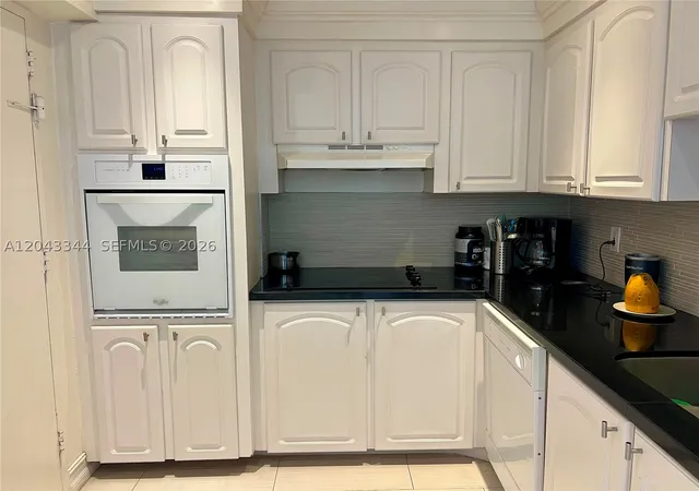 5th image of 3801 S Ocean Dr #11M, Hollywood, FL 33019 | MLS# A12043344