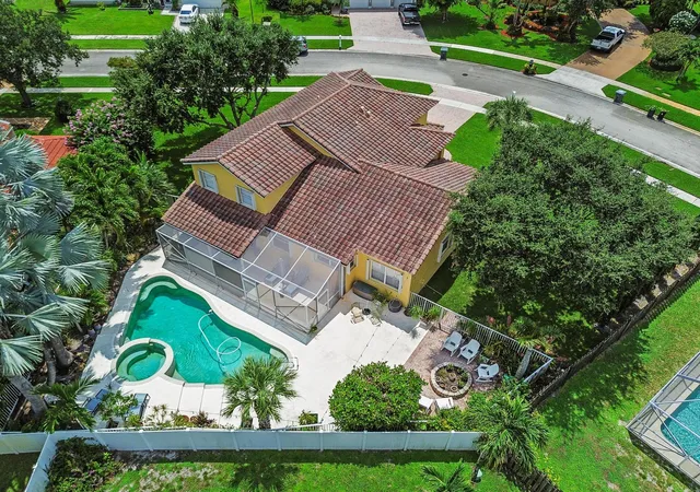 2nd image of 7461 Anadale Cir, Lake Worth, FL 33467 | MLS# B26045404